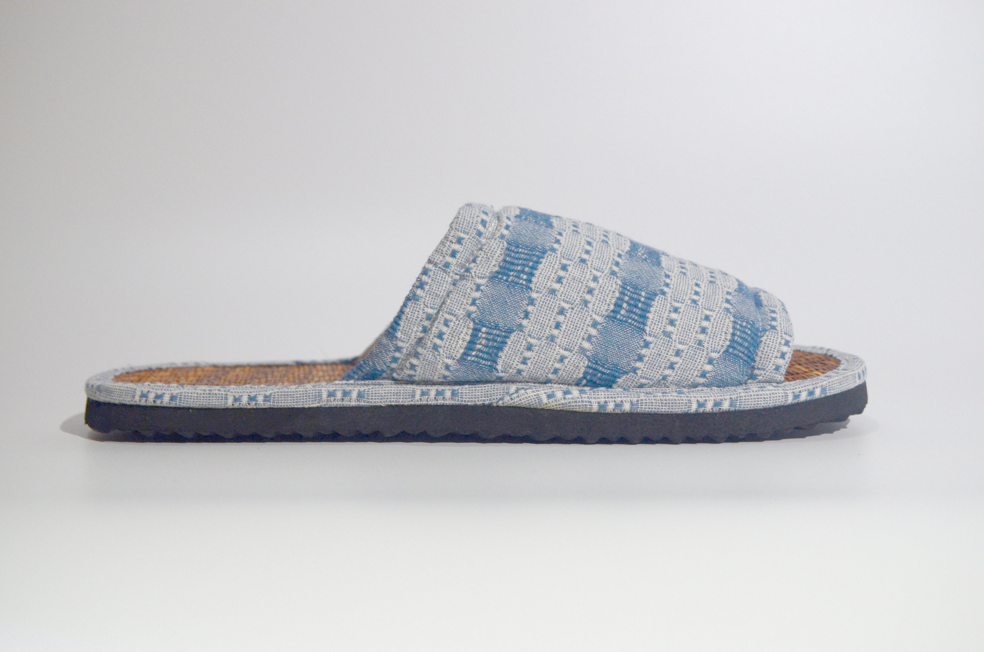 Jaksarn Walk Slipper