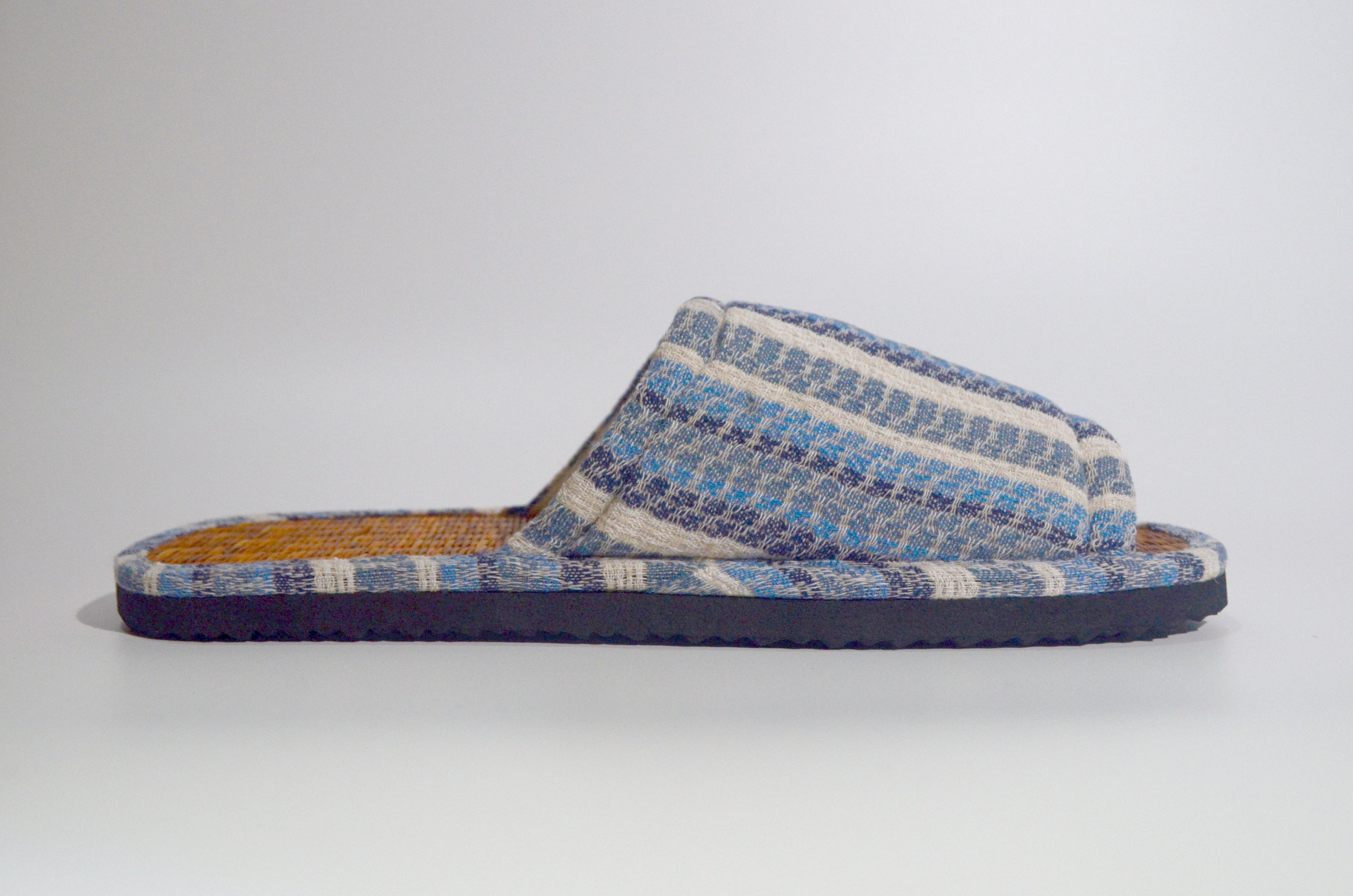 Jaksarn Walk Slipper